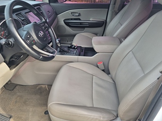 KIA CARNIVAL 2017