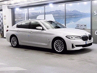 BMW 5-SERIES G30 2022