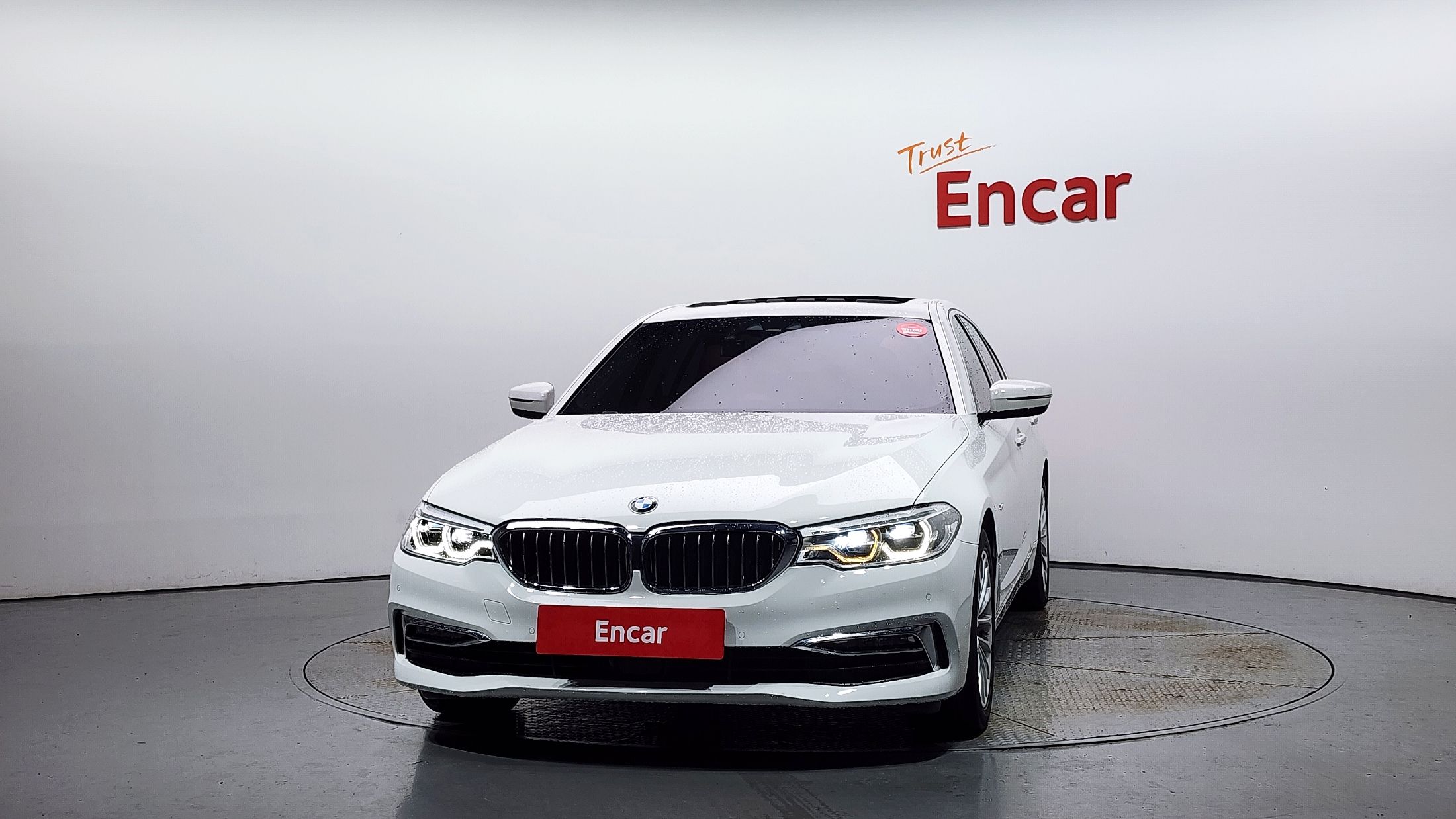 BMW 5-SERIES G30 2018