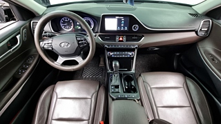 HYUNDAI GRANDEUR IG 2017