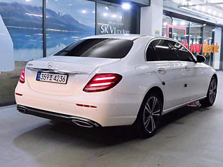 MERCEDES BENZ E-CLASS W213 2020