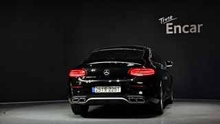MERCEDES BENZ C-CLASS W205 2016