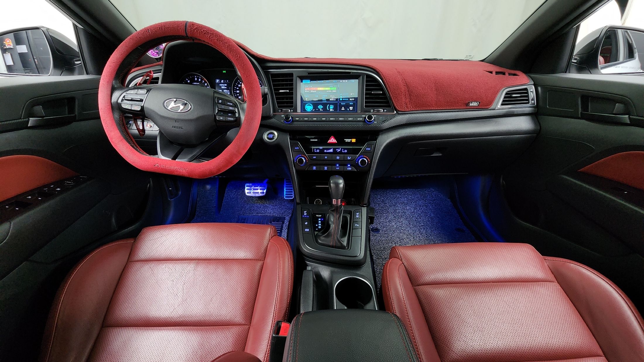 HYUNDAI AVANTE AD 2017