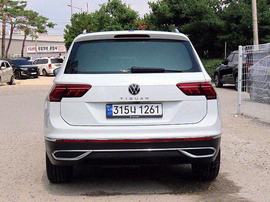 VOLKSWAGEN TIGUAN 2024