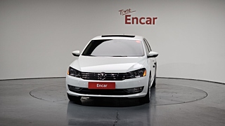 VOLKSWAGEN PASSAT 2015