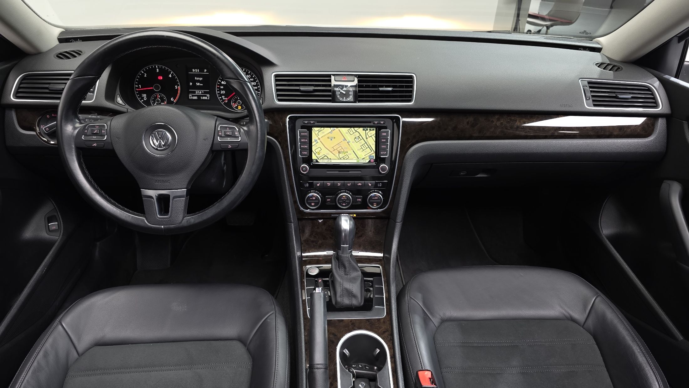 VOLKSWAGEN PASSAT 2015