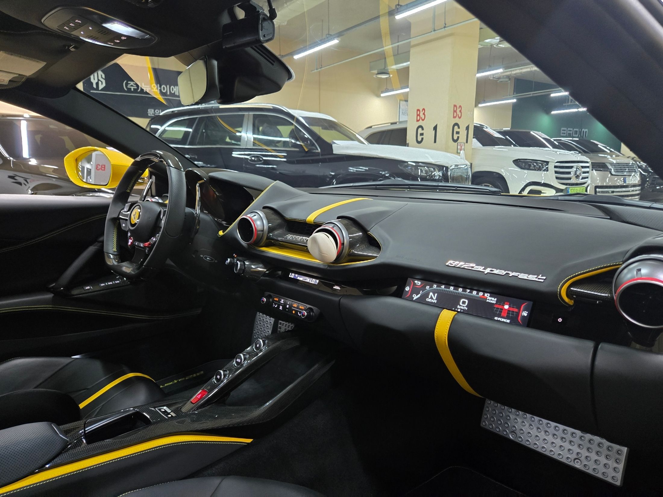 FERRARI 812 SUPER FAST 2020