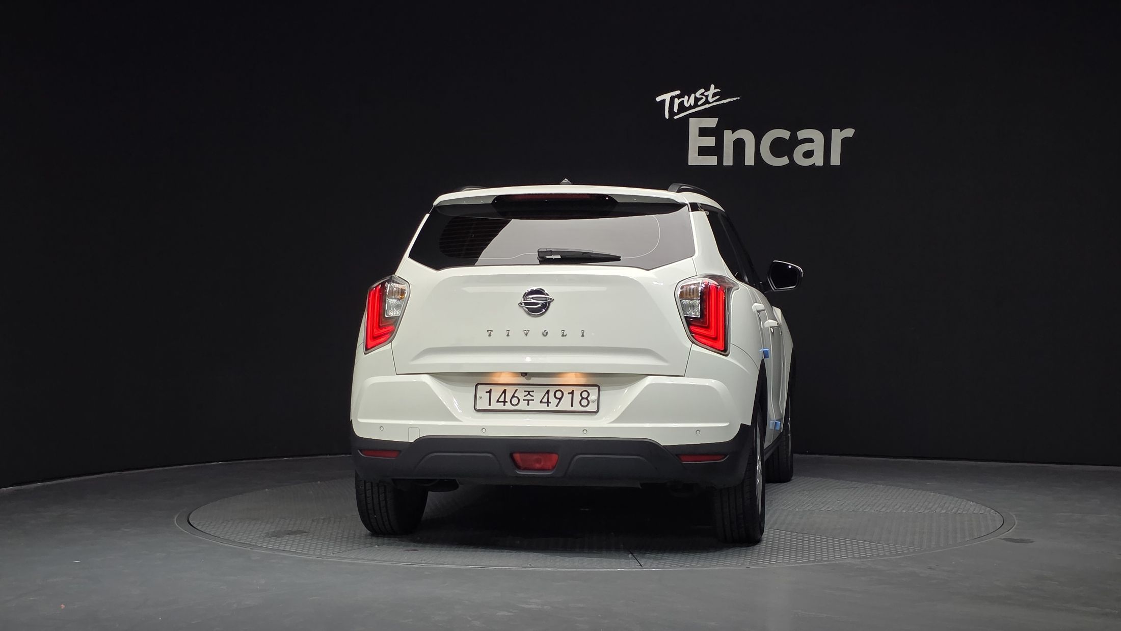 SSANGYONG TIVOLI VERY NEW 2021