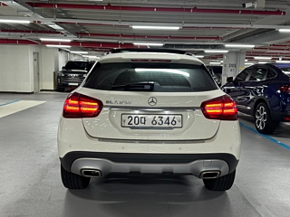 MERCEDES BENZ GLA-CLASS X156 2017