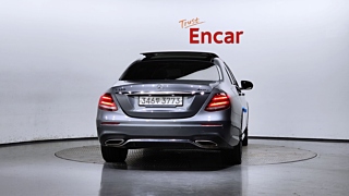 MERCEDES BENZ E-CLASS W213 2019