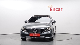 MERCEDES BENZ E-CLASS W213 2017
