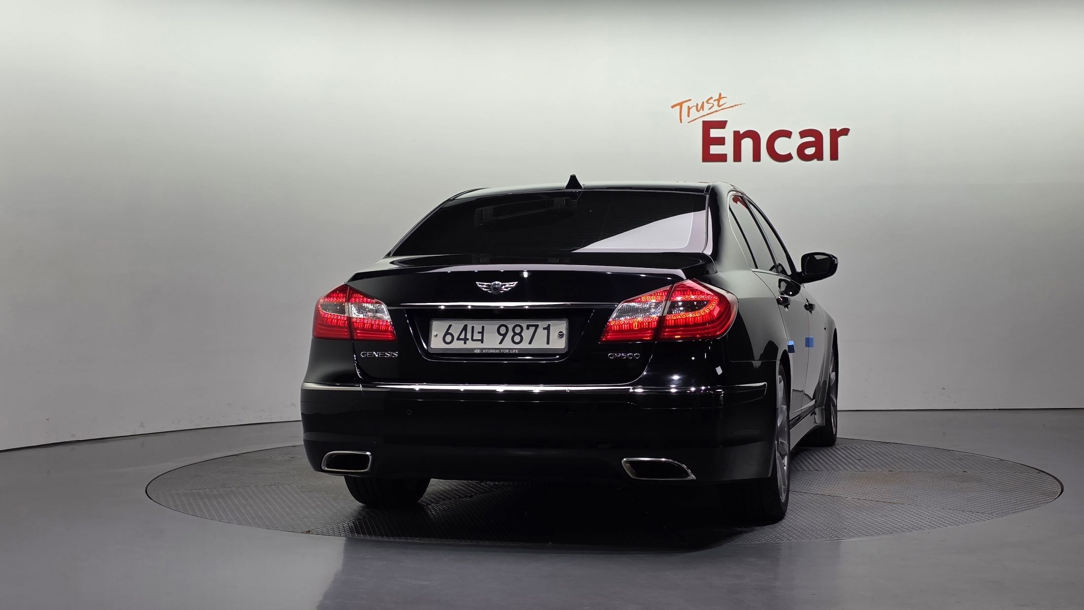 HYUNDAI GENESIS 2012