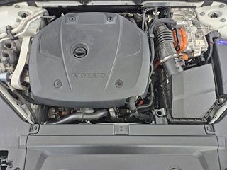 VOLVO S90 2022