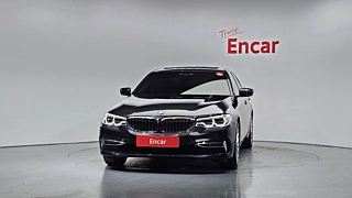 BMW 5-SERIES G30 2019