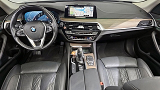 BMW 5-SERIES G30 2019