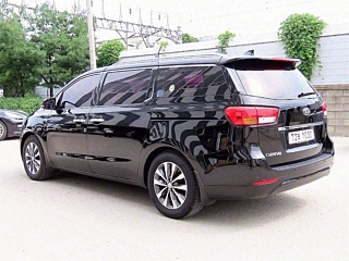 KIA CARNIVAL 2017