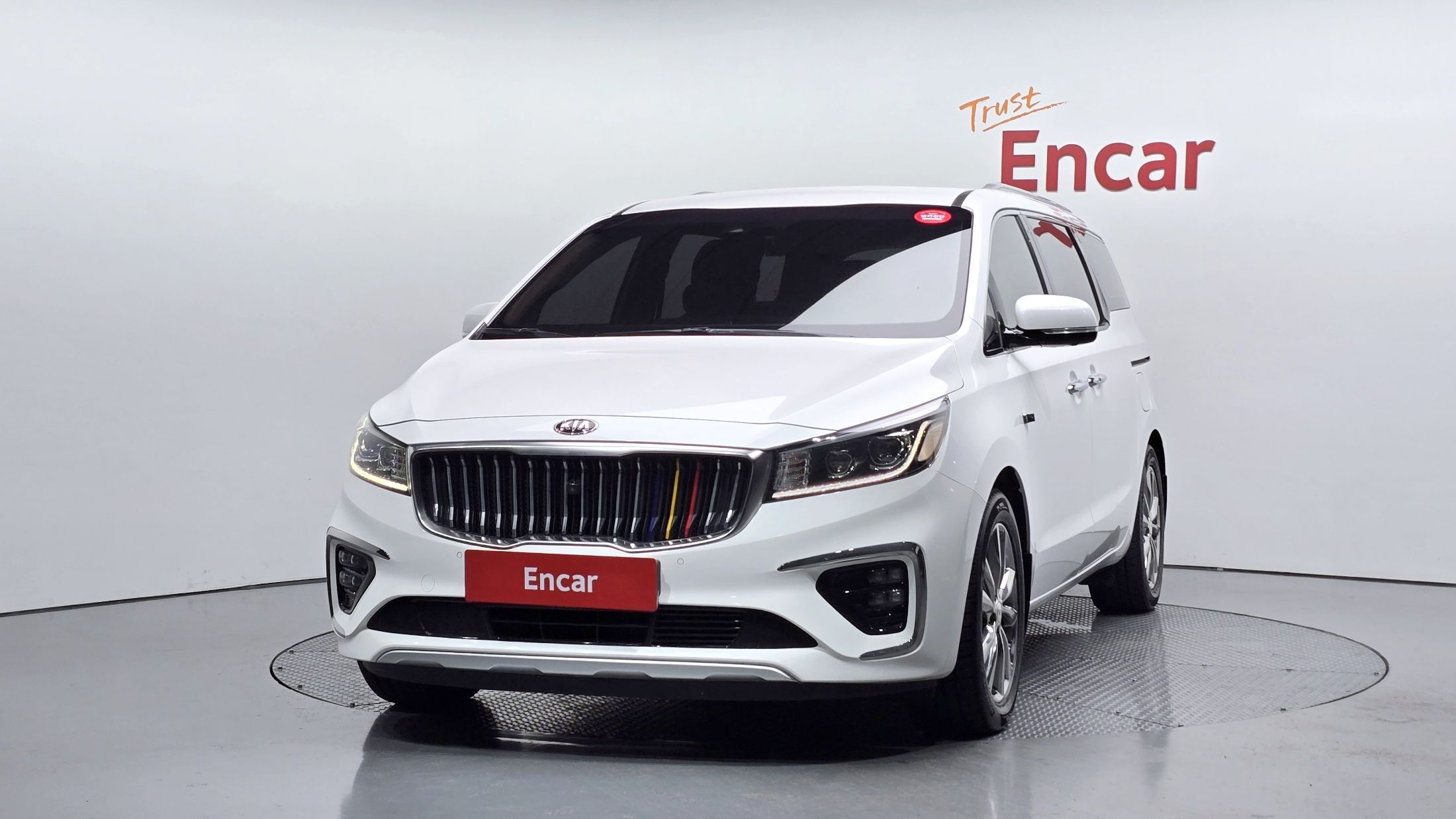 KIA CARNIVAL 2018