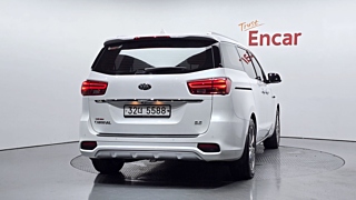 KIA CARNIVAL 2018