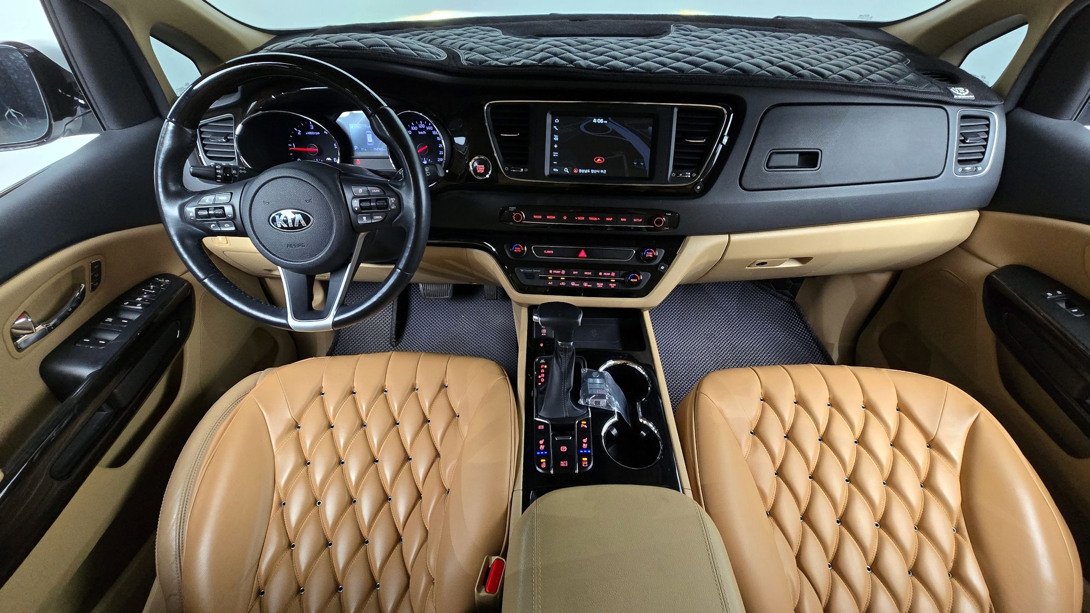 KIA CARNIVAL 2018