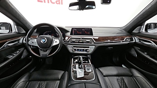BMW 7-SERIES G11 2020