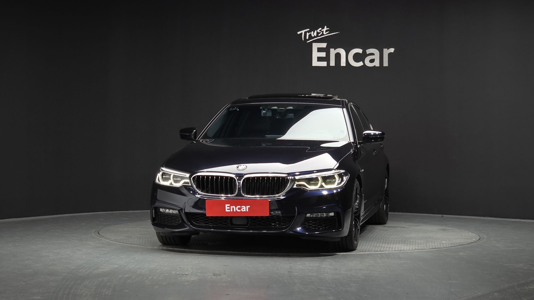 BMW 5-SERIES G30 2018