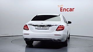 MERCEDES BENZ E-CLASS W213 2016