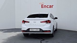 HYUNDAI AVANTE AD 2019