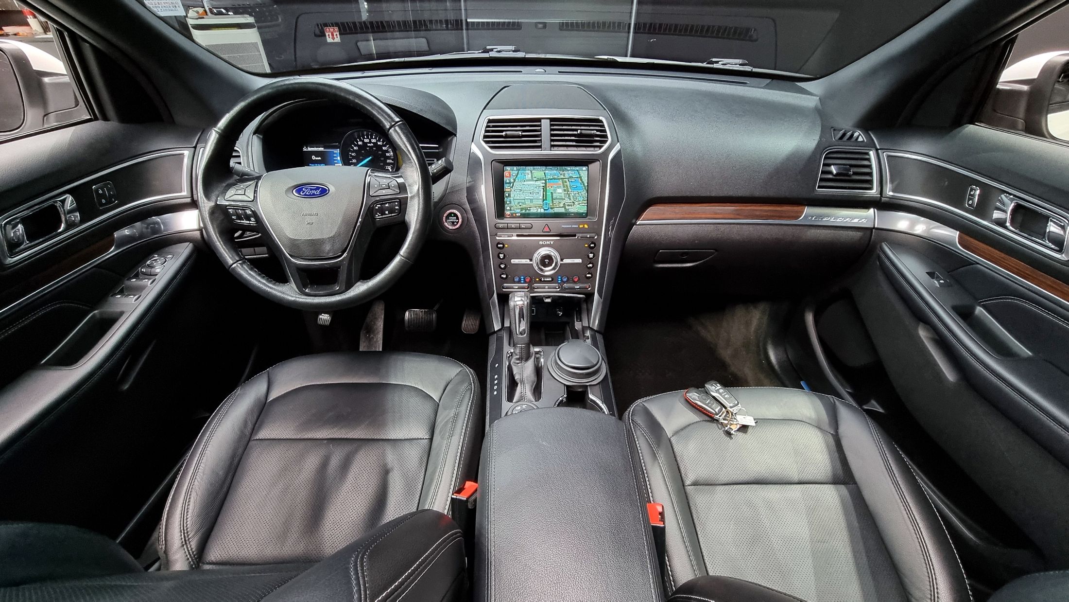FORD EXPLORER 2017