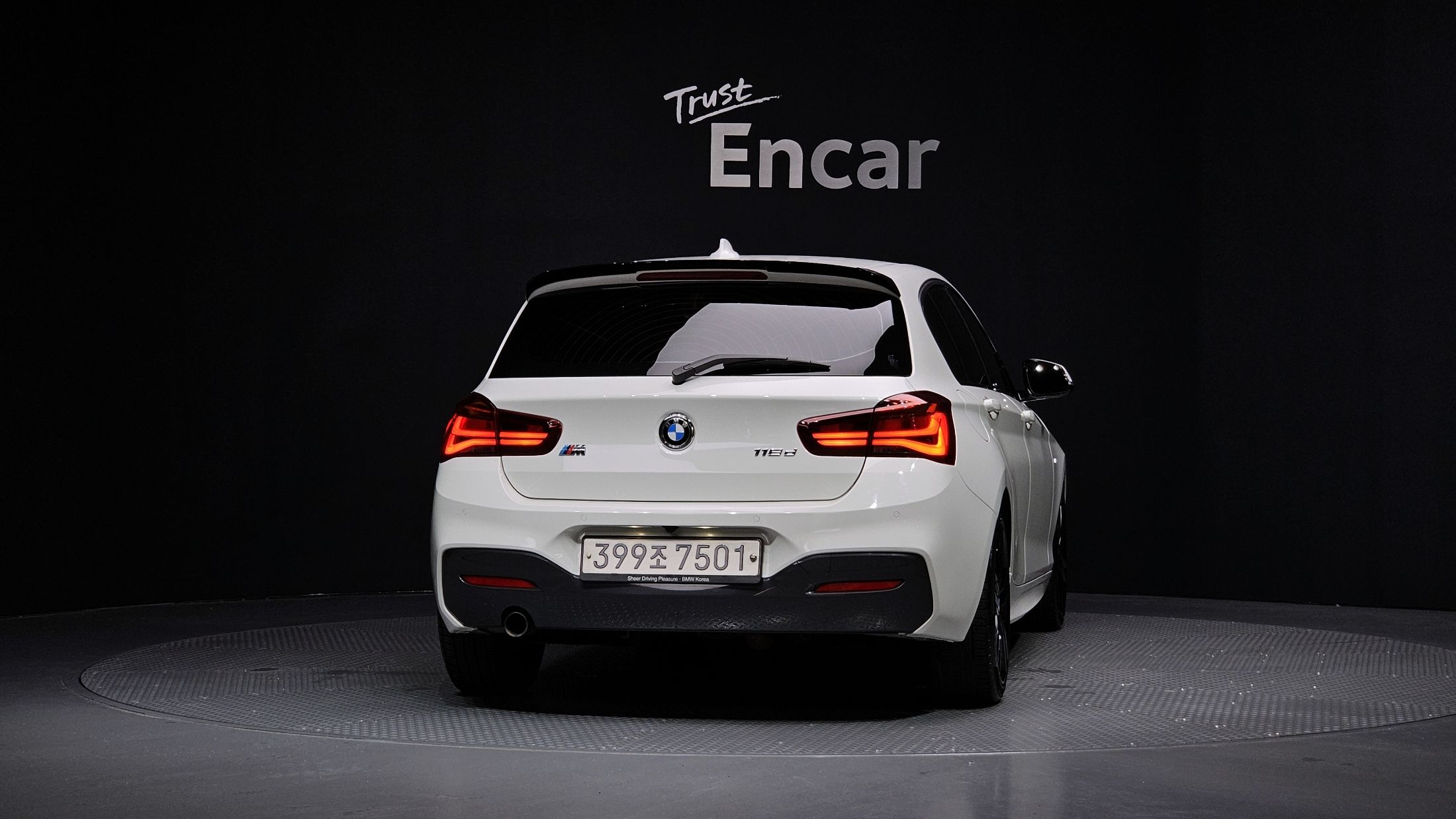 BMW 1-SERIES F20 2018