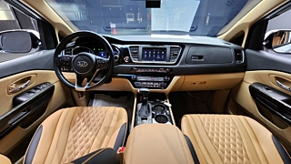 KIA CARNIVAL 2018