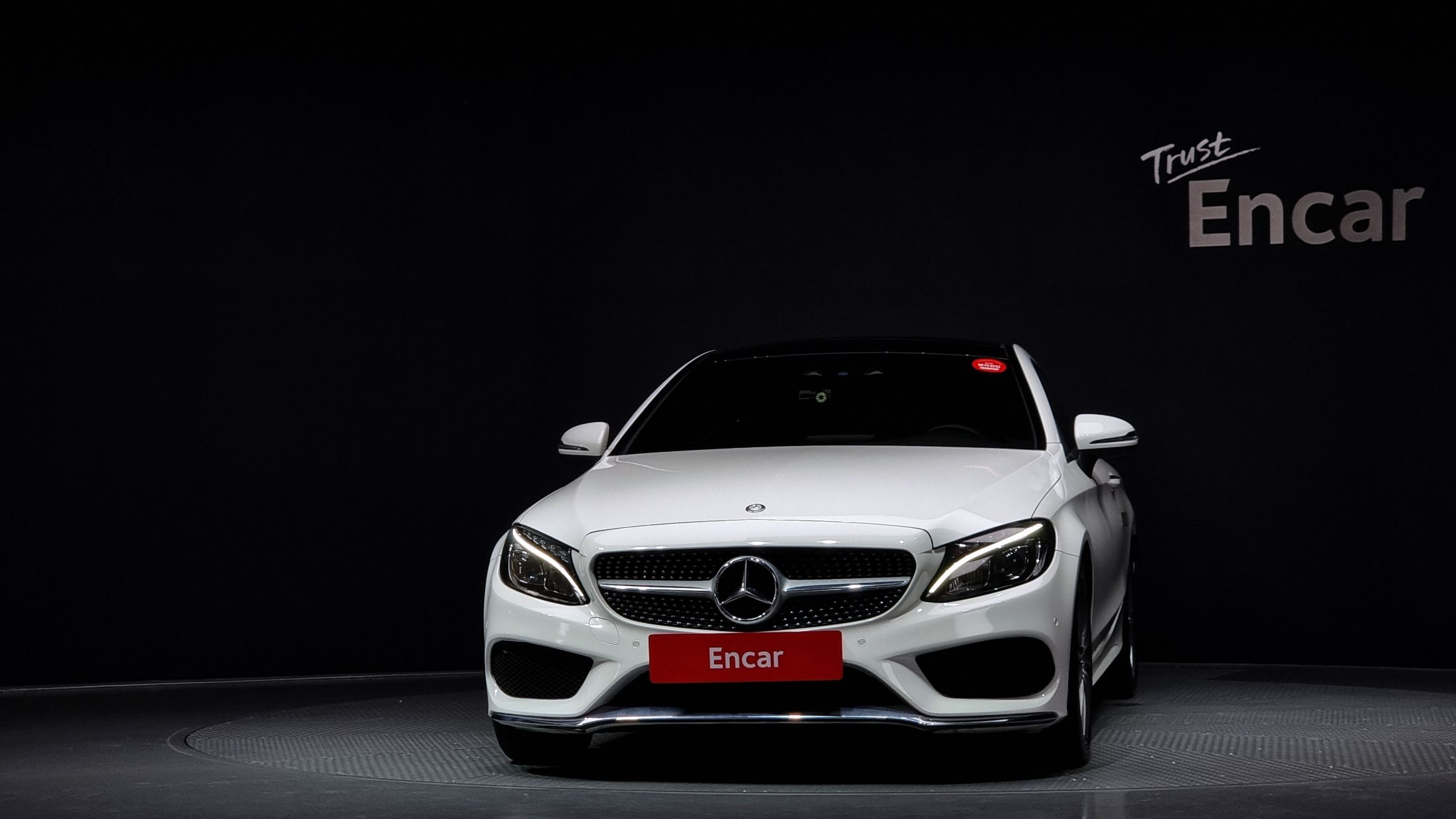 MERCEDES BENZ C-CLASS W205 2016