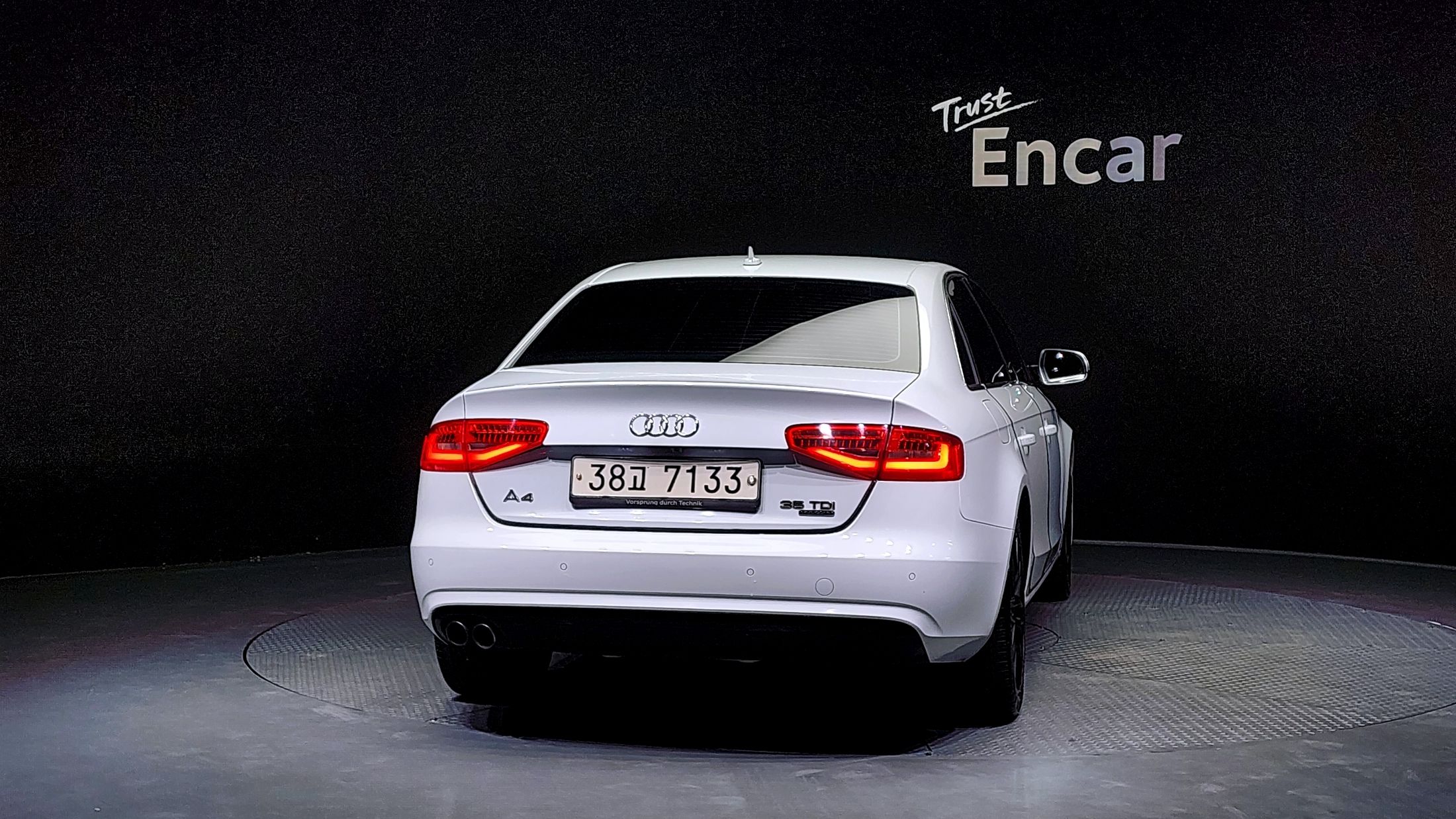 AUDI A4 2015