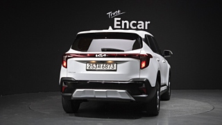 KIA SELTOS 2023