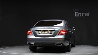 MERCEDES BENZ E-CLASS W213 2020