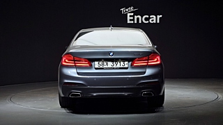 BMW 5-SERIES G30 2017