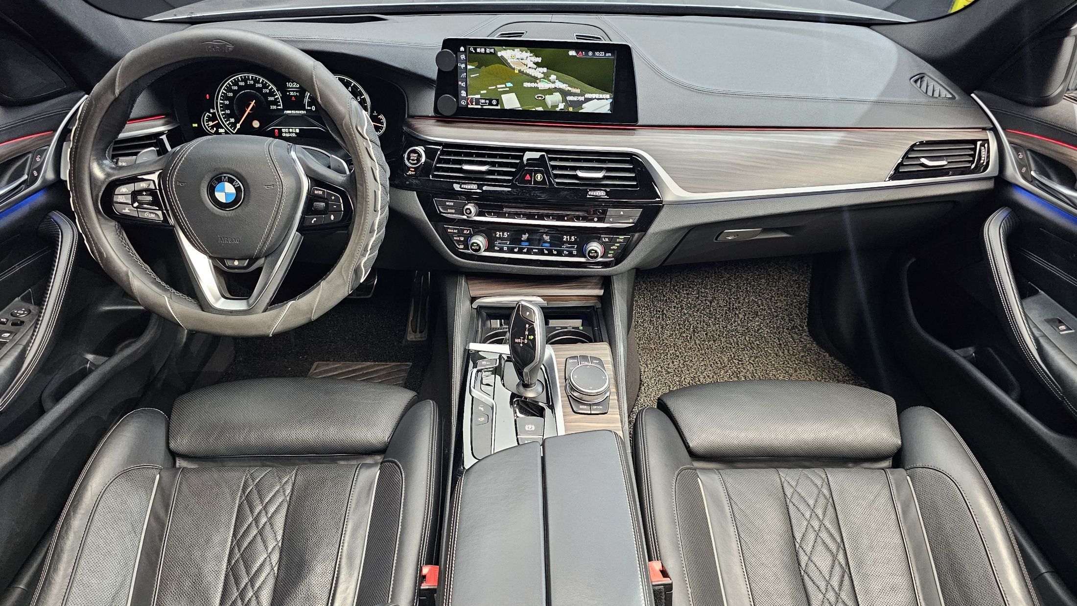 BMW 5-SERIES G30 2017