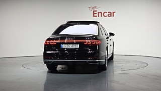AUDI A8 D5 2021