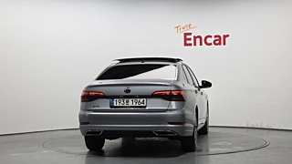 VOLKSWAGEN JETTA 2020