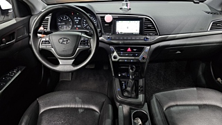 HYUNDAI AVANTE AD 2016