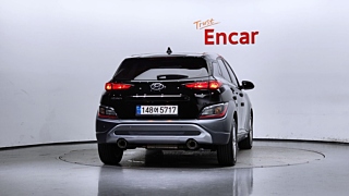 HYUNDAI KONA 2021