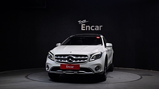 MERCEDES BENZ GLA-CLASS X156 2019