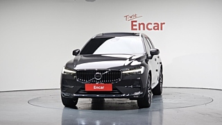 VOLVO XC60 2023