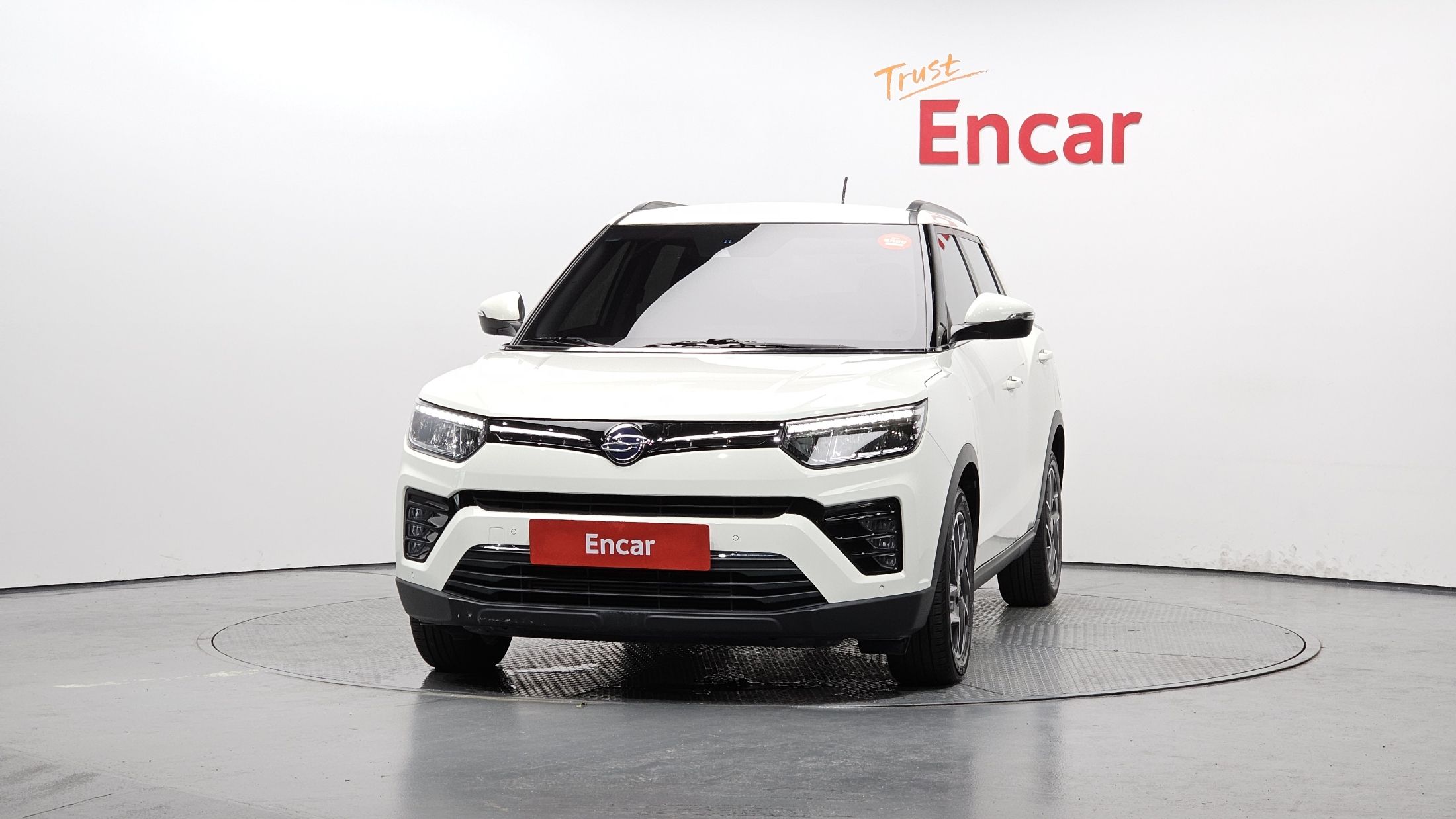 SSANGYONG TIVOLI VERY NEW 2022