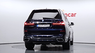 BMW X7 G07 2022