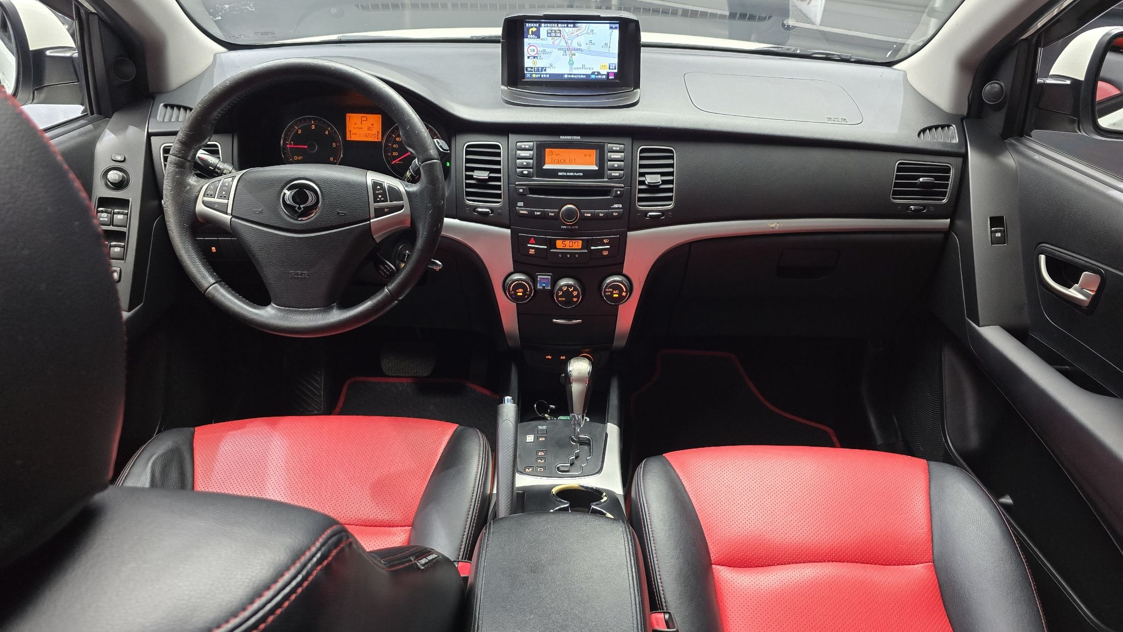 SSANGYONG KORANDO C 2011