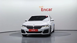 BMW 5-SERIES G30 2021