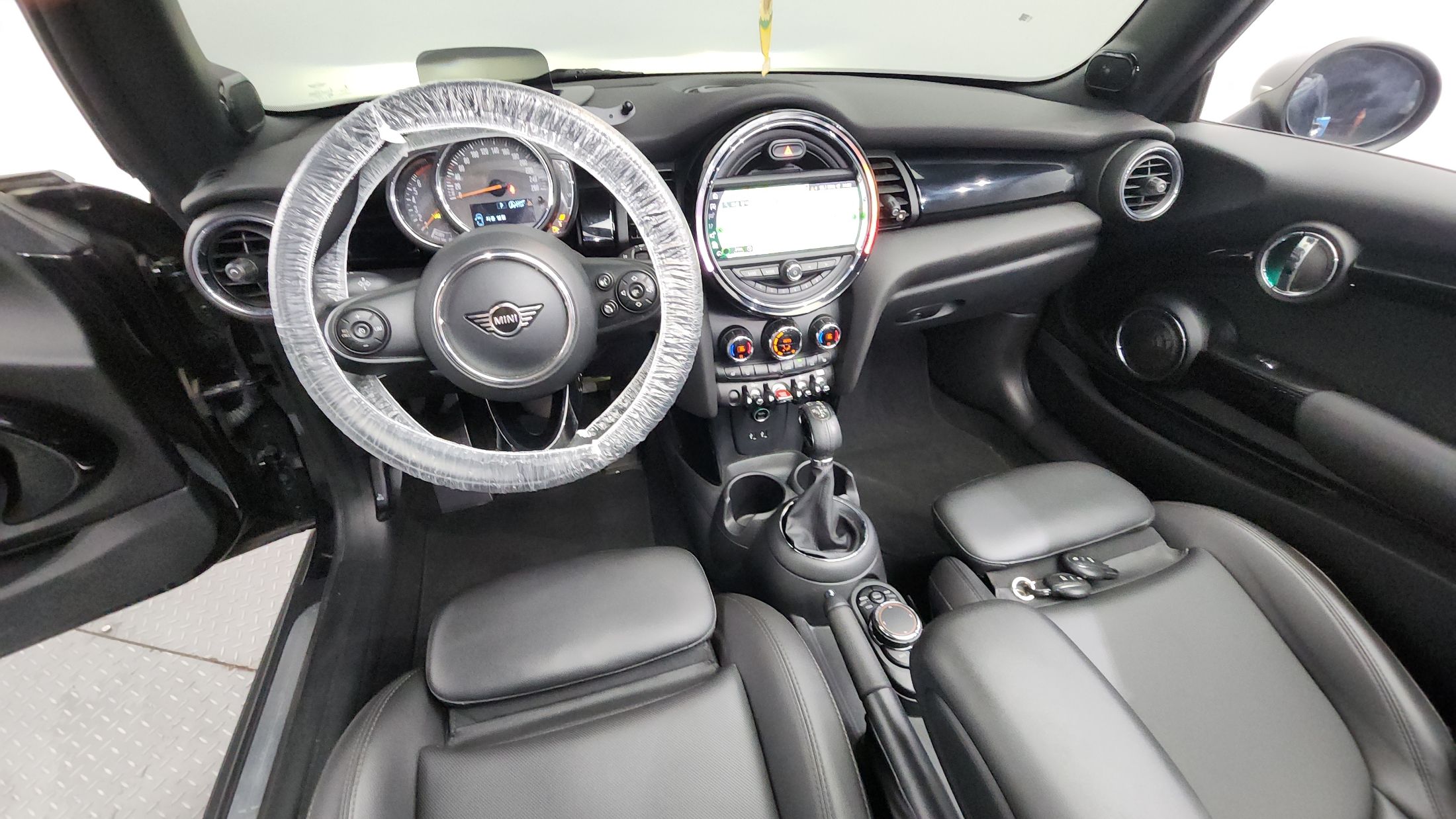 MINI COOPER CONVERTIBLE 2019