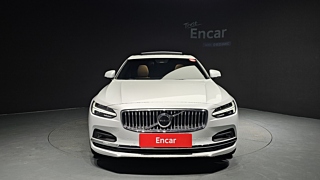 VOLVO S90 2023