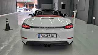 PORSCHE 718 BOXSTER  2018