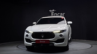 MASERATI LEVANTE 2018